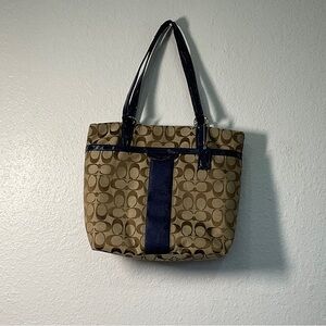 COACH:   Women  bags